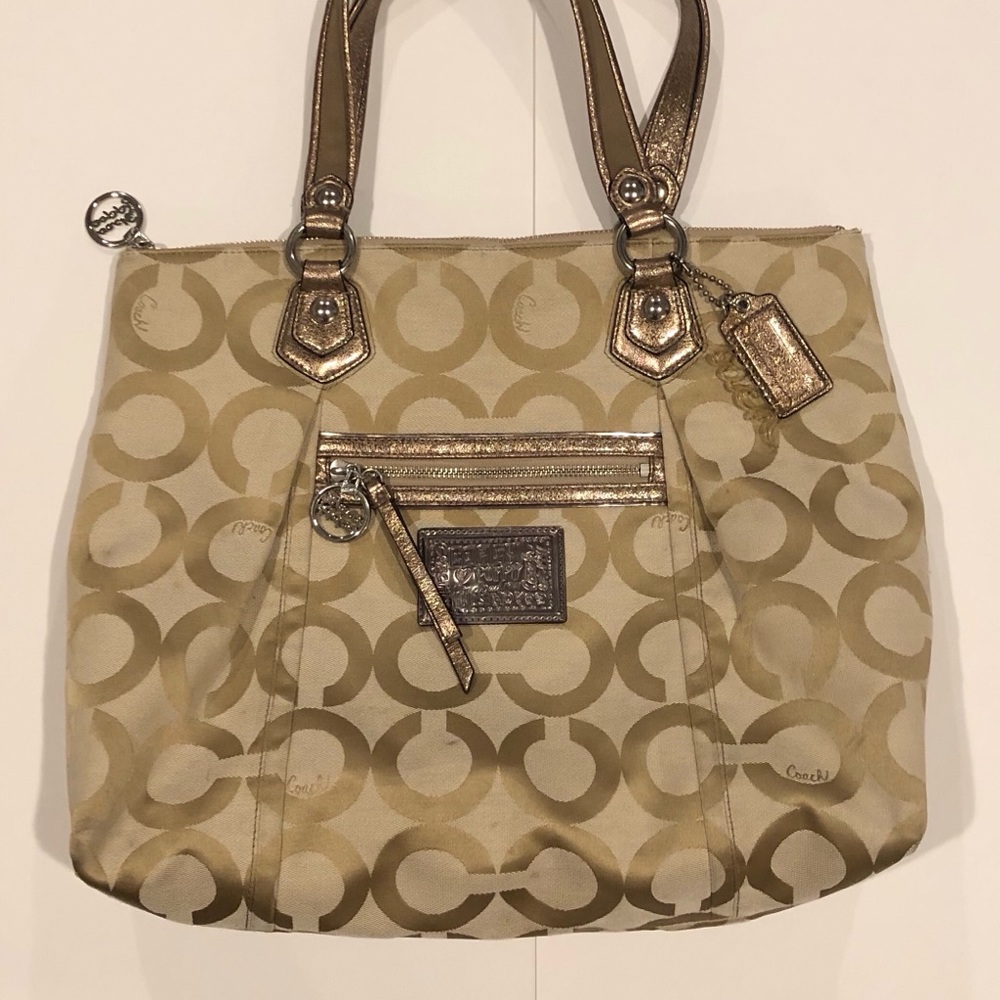 Coach Signature Poppy Bag